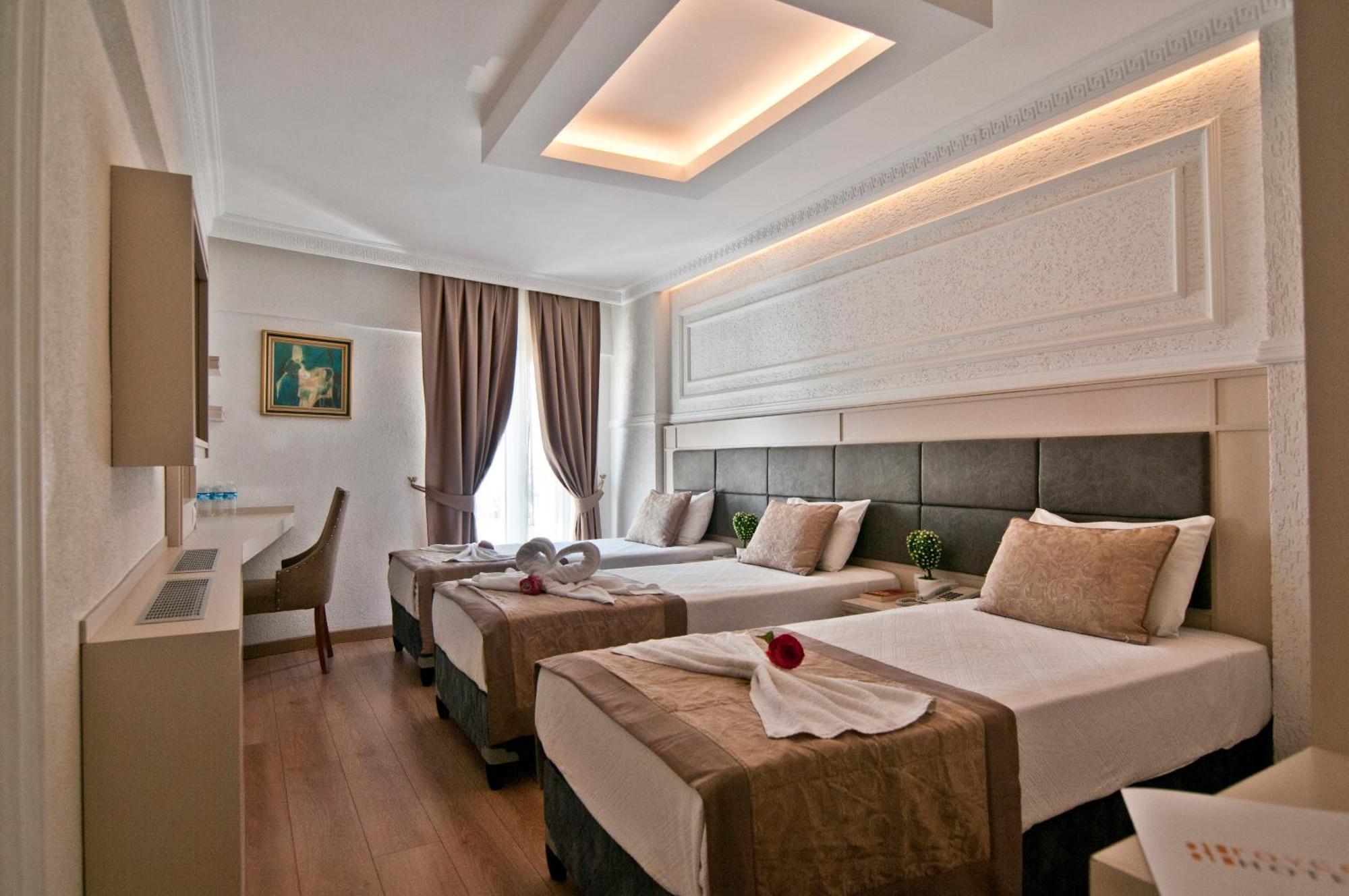 Royce Hotel Istanboel Buitenkant foto